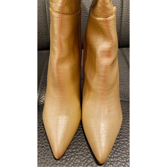 Roksanne Metallic Gold Snake-Embossed Knee-High Boots NWT - Picture 9 of 14